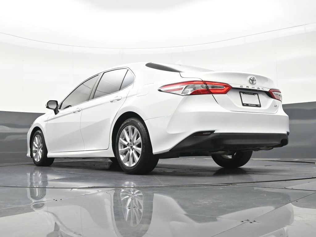 Used 2019 Toyota Camry LE FWD image 25