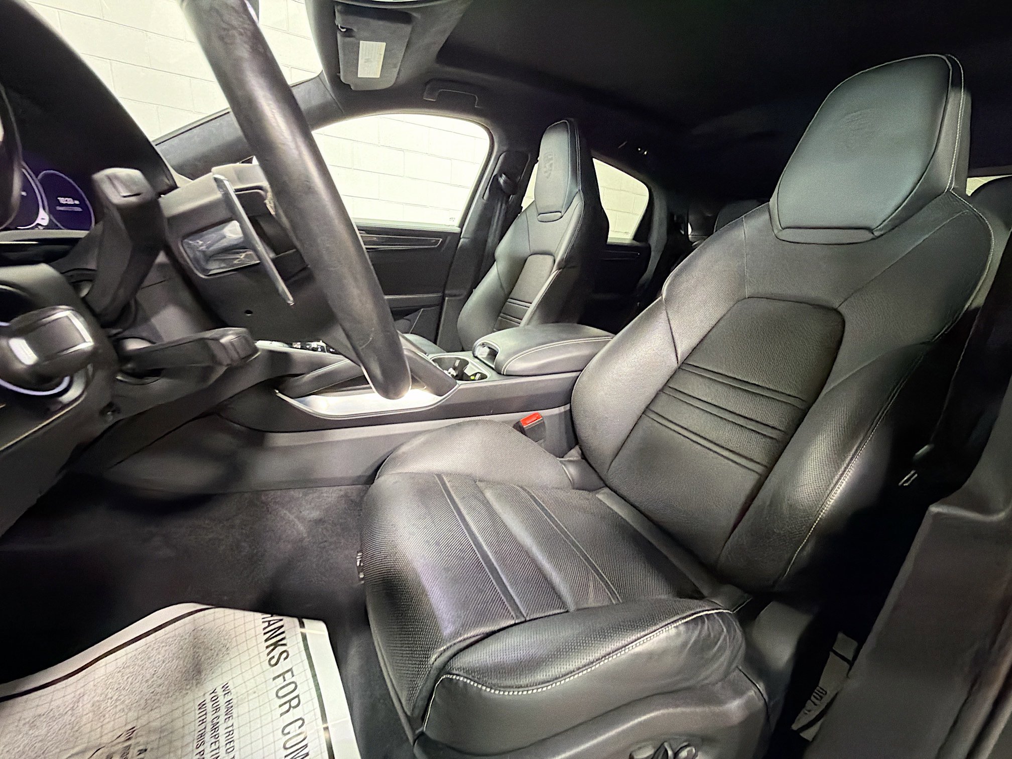Certified 2023 Porsche Cayenne Turbo S AWD/4WD image 5