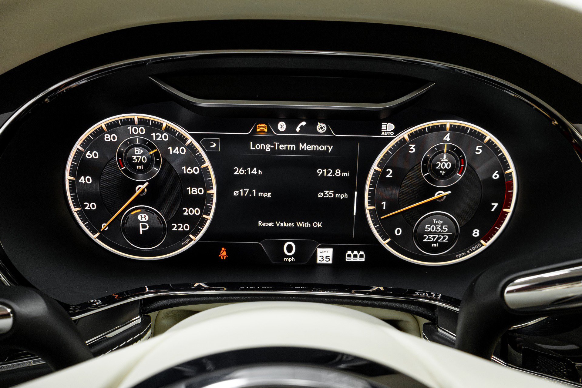 Used 2021 Bentley Flying Spur W12 image 10