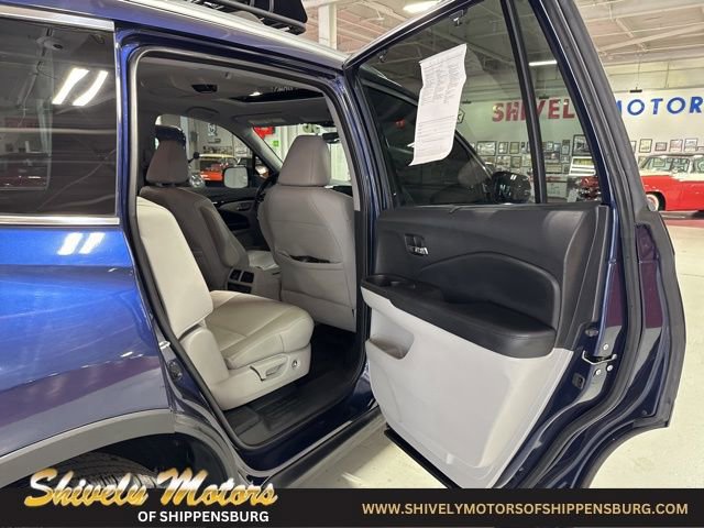 Used 2019 Honda Pilot Elite image 37