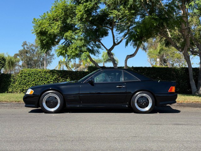 Used 1991 Mercedes-Benz 500 SL image 2