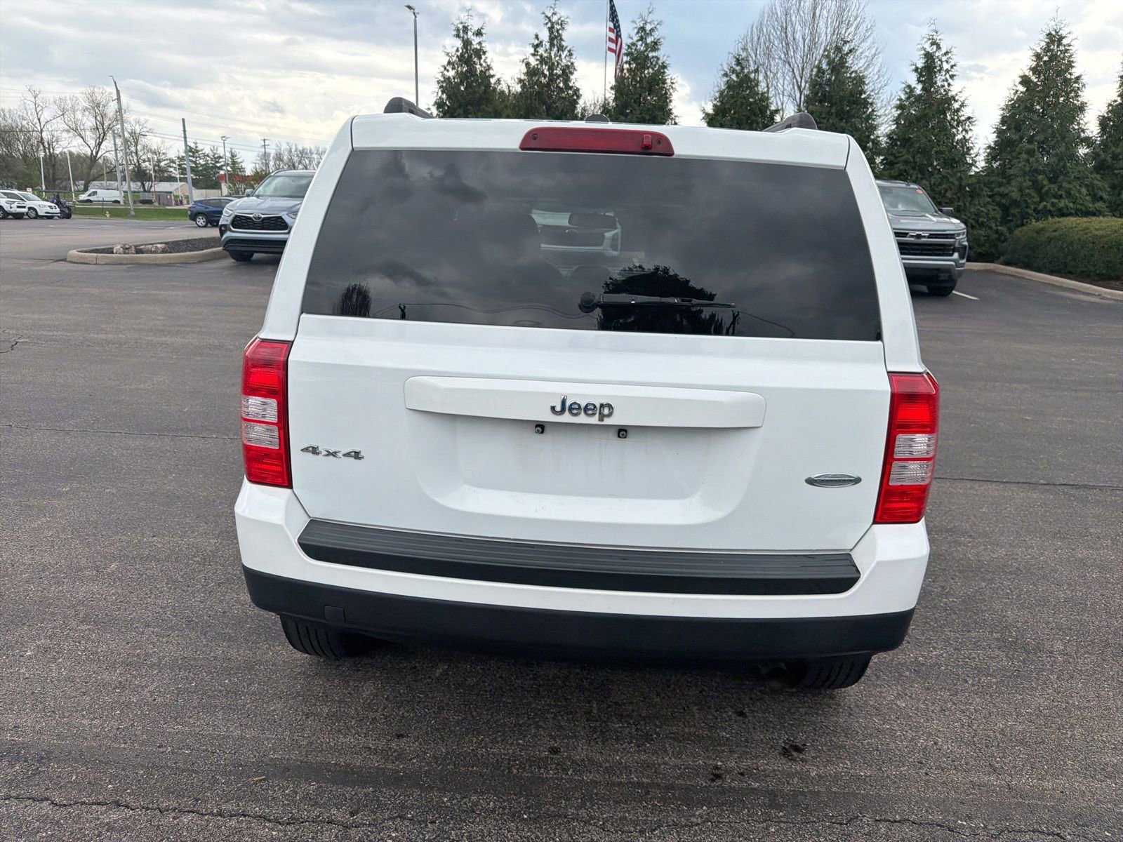 Used 2017 Jeep Patriot Latitude image 4