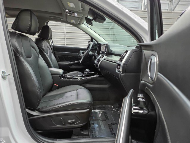 Used 2022 Kia Sorento SX AWD/4WD image 14
