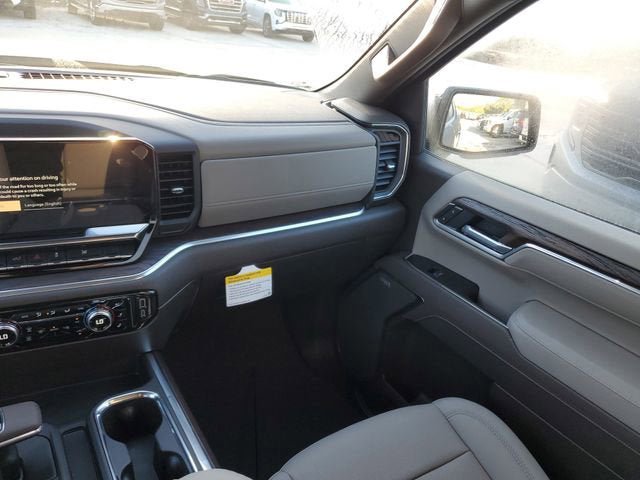 New 2026 GMC Sierra 1500 SLT w/ SLT Premium Package AWD/4WD image 17