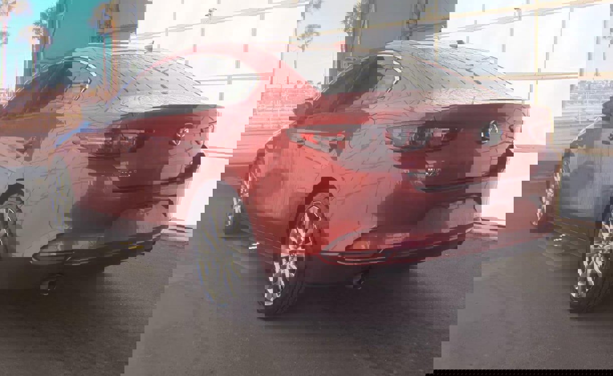 Used 2020 MAZDA MAZDA3 Premium Package image 9