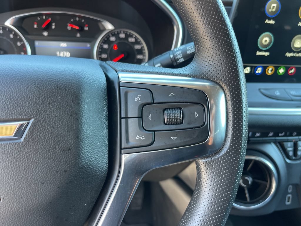 Used 2025 Chevrolet Blazer LT AWD/4WD image 17