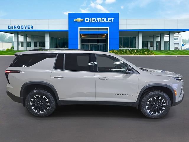 New 2026 Chevrolet Traverse Z71 w/ Driver Confidence Package image 5