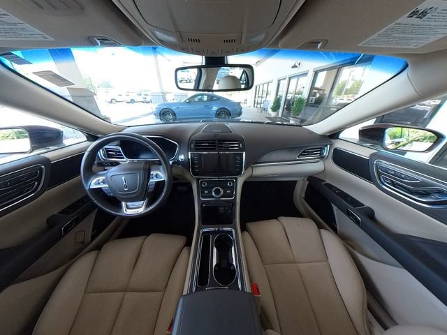 Used 2019 Lincoln Continental Select FWD image 31