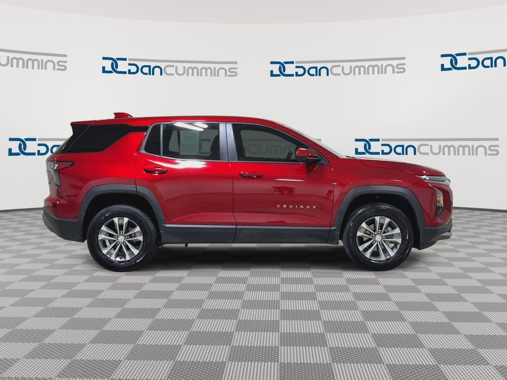 Used 2026 Chevrolet Equinox LT image 9
