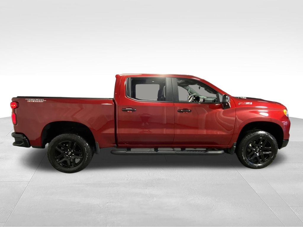 Used 2025 Chevrolet Silverado 1500 LT Trail Boss w/ Convenience Package II AWD/4WD image 10