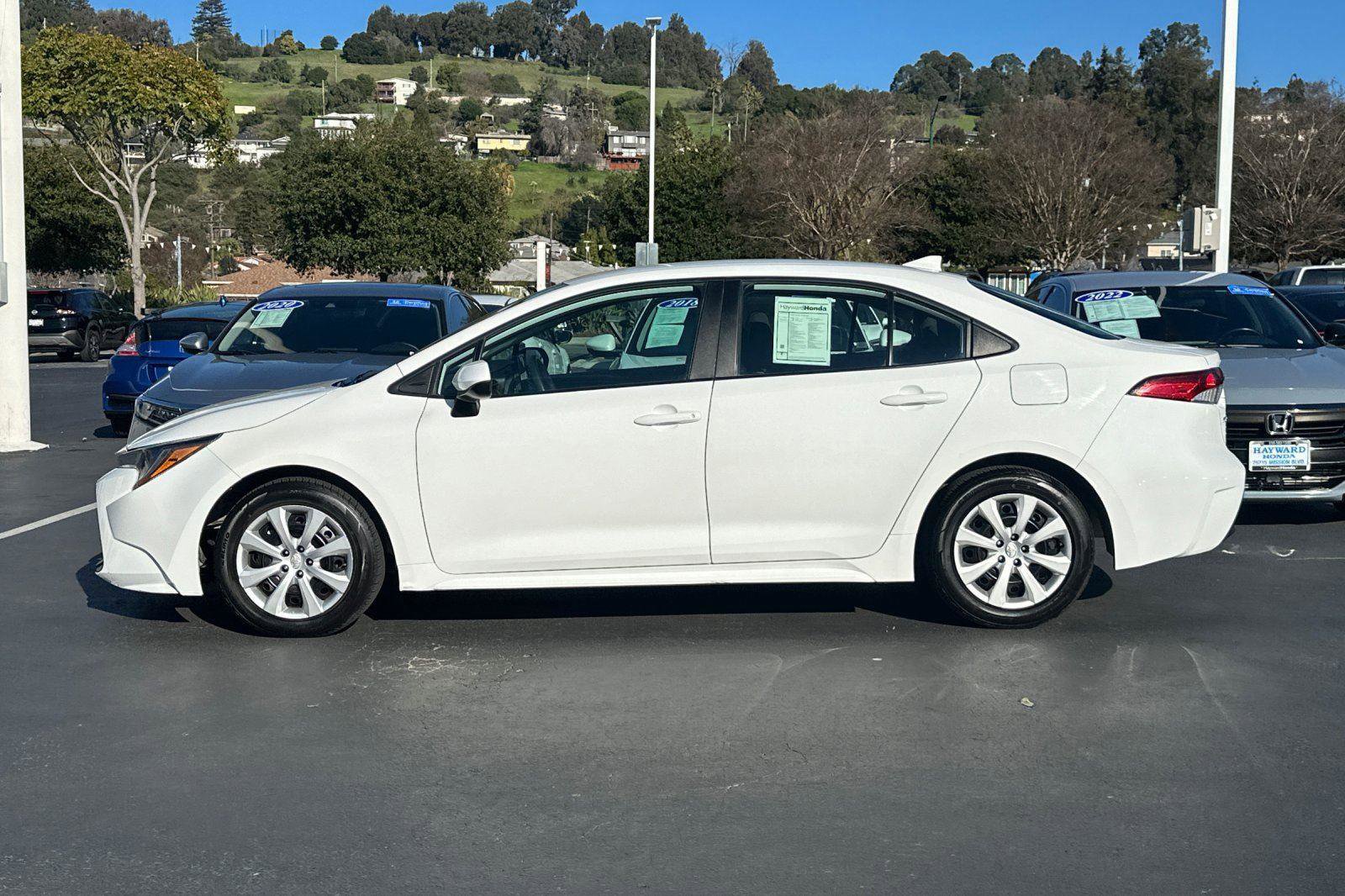 Used 2024 Toyota Corolla LE image 6