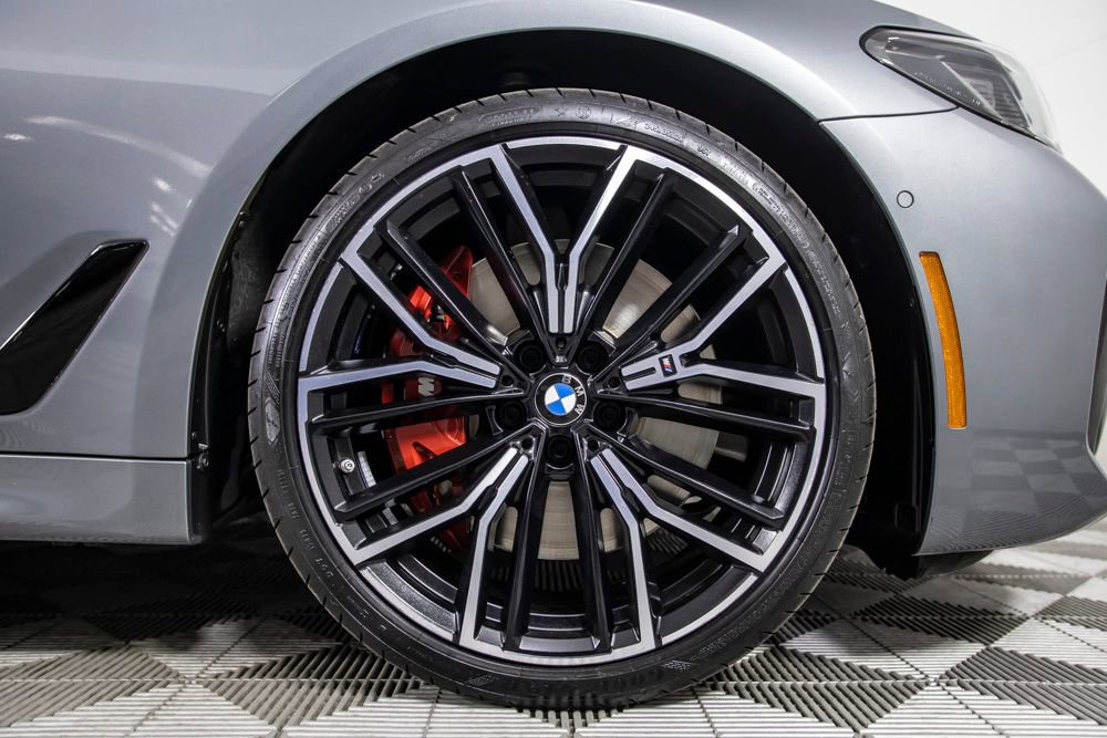 Used 2023 BMW 540i w/ M Sport Package image 44