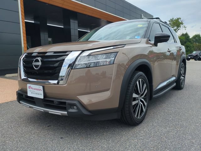 Used 2023 Nissan Pathfinder Platinum w/ Lighting Package (N93) AWD/4WD image 8
