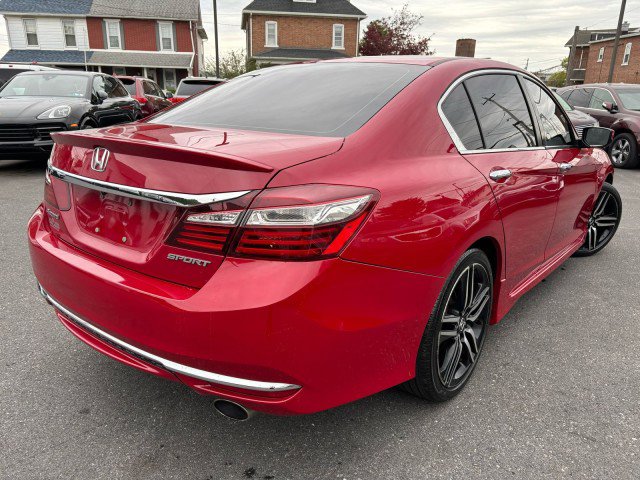 Used 2017 Honda Accord Sport image 8
