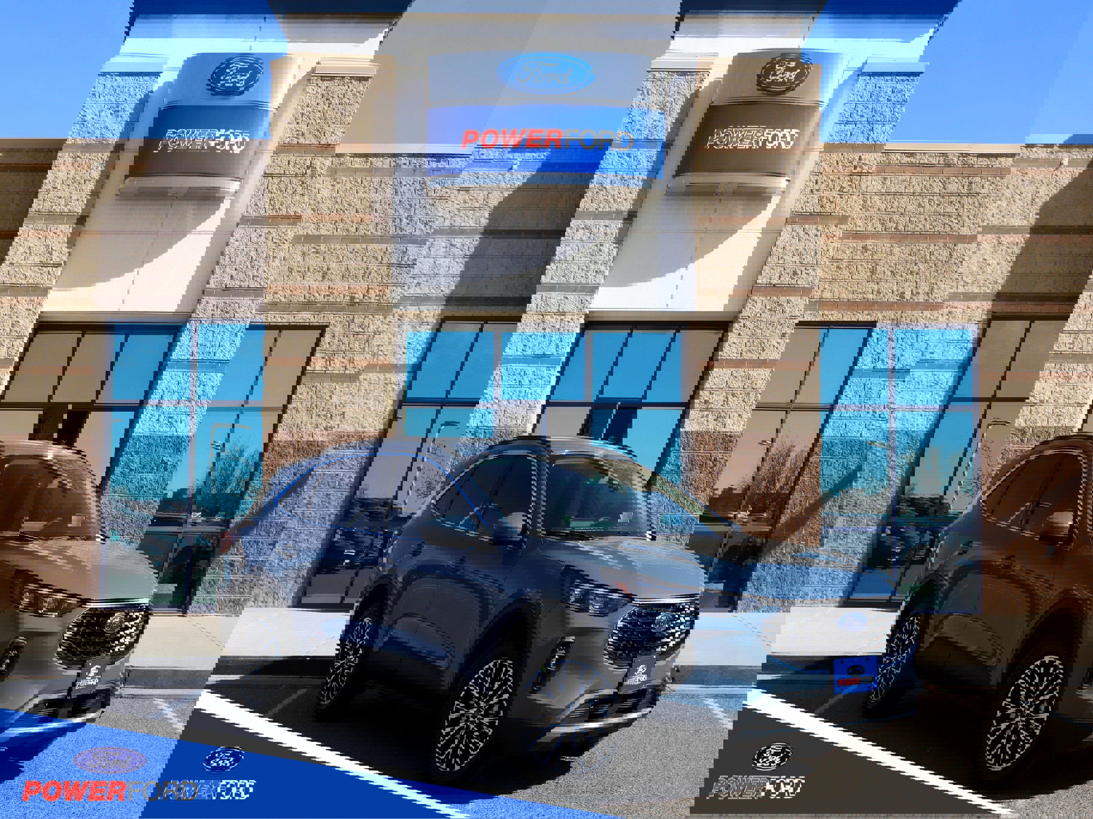 New 2026 Ford Escape SE w/ PHEV Premium Package