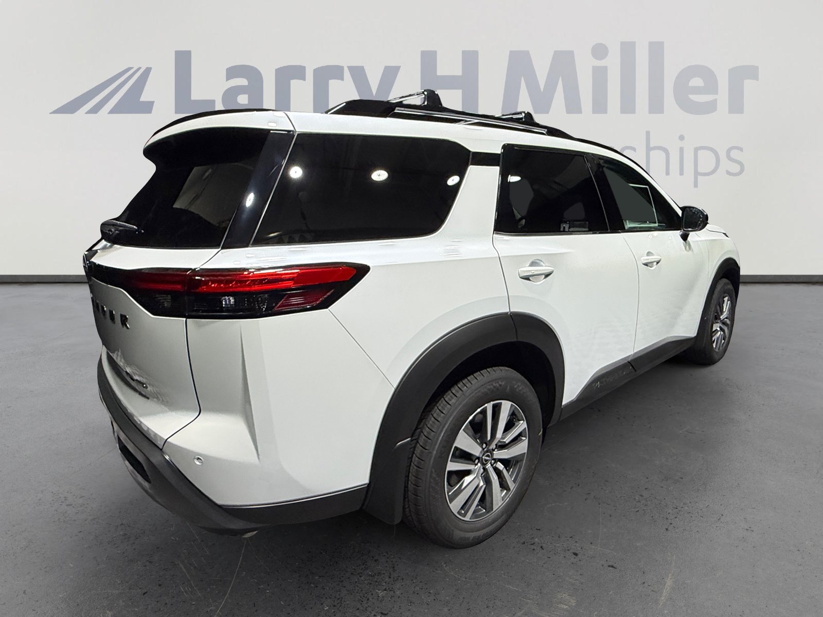 New 2026 Nissan Pathfinder SL AWD/4WD image 5