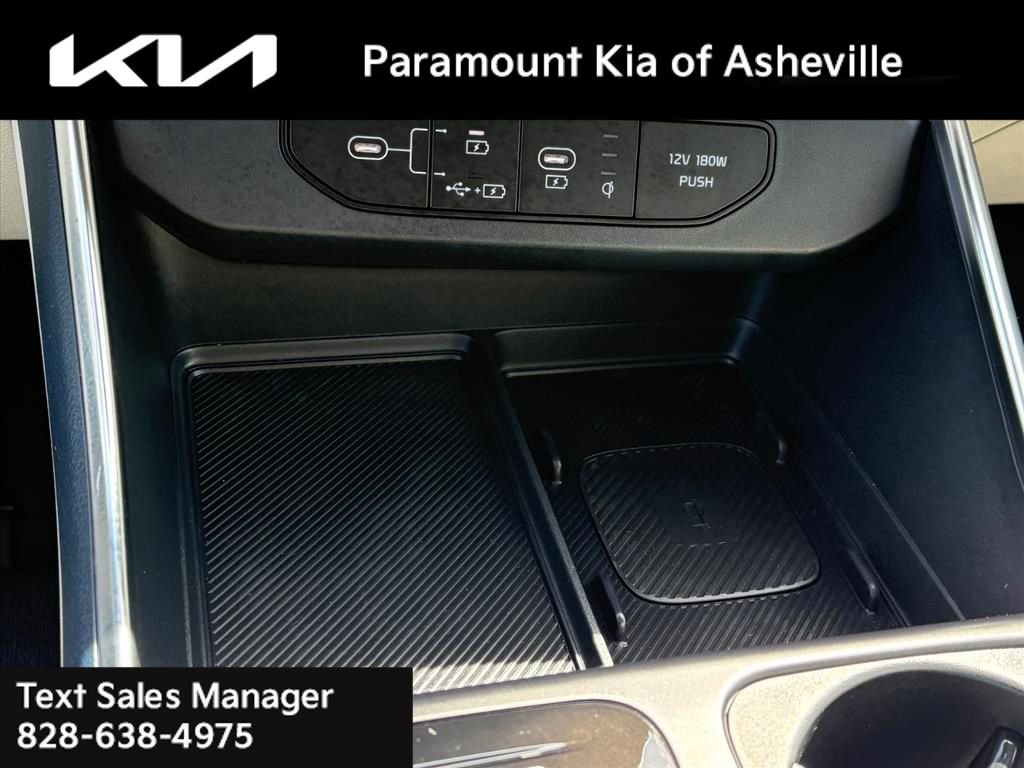 Certified 2026 Kia Carnival SX FWD image 18