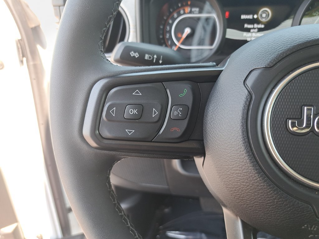 New 2026 Jeep Gladiator Sport AWD/4WD image 16