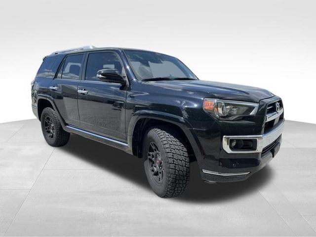 Used 2022 Toyota 4Runner Limited AWD/4WD image 9