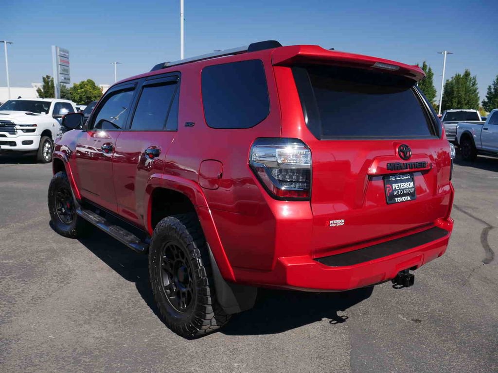 Used 2022 Toyota 4Runner SR5 Premium image 18