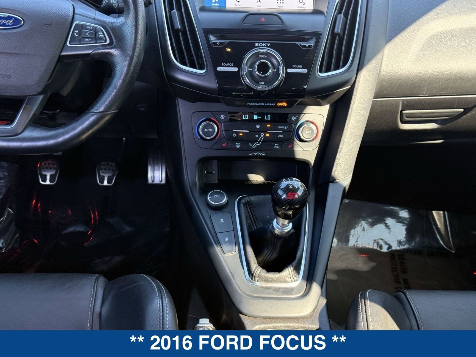 Used 2016 Ford Focus ST w/ Equipment Group 402A image 18