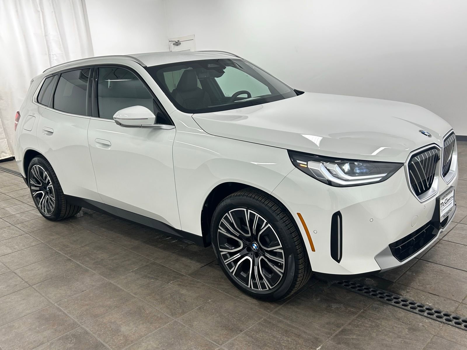 Used 2026 BMW X3 xDrive30i w/ Premium Package AWD/4WD image 6