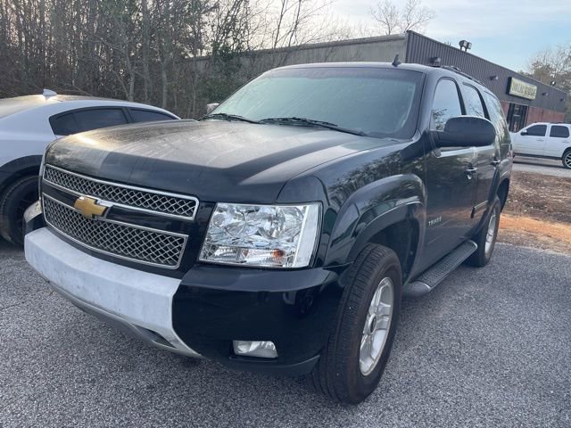 Used 2011 Chevrolet Tahoe LT w/ Luxury Package image 2