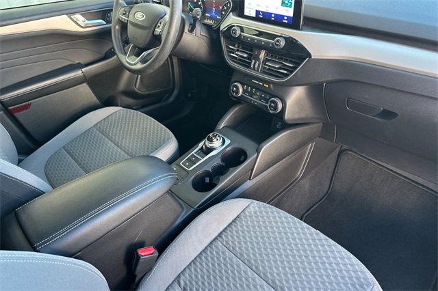 Used 2021 Ford Escape SE image 19