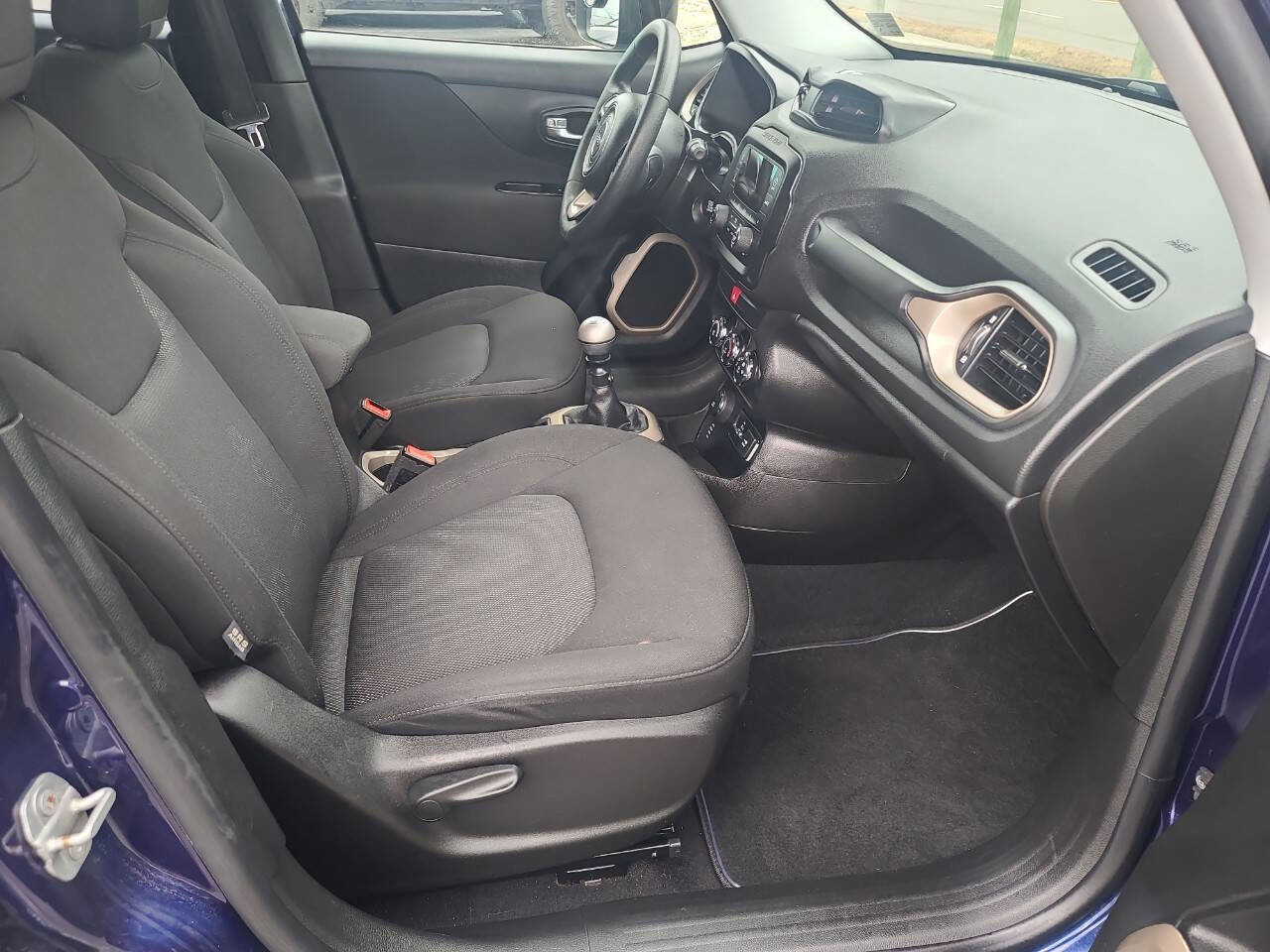Used 2017 Jeep Renegade Sport w/ Power & Air Group AWD/4WD image 33