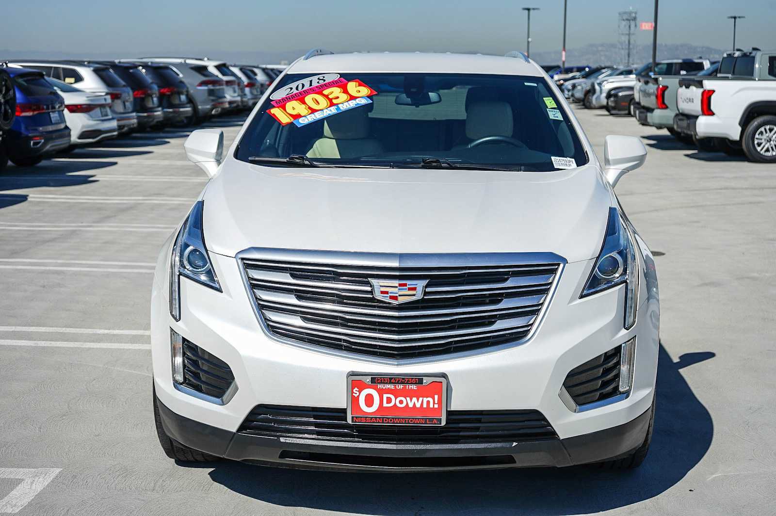 Used 2018 Cadillac XT5 FWD image 2