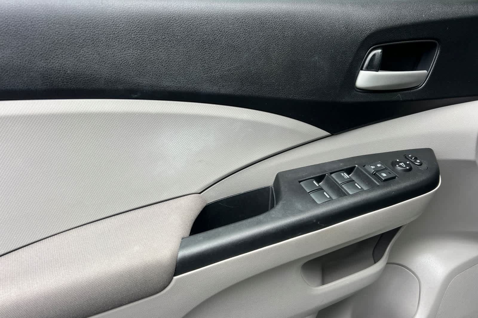 Used 2013 Honda CR-V LX image 12