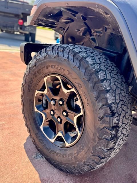 Used 2021 Jeep Wrangler Unlimited Rubicon 4xe w/ Steel Bumper Group AWD/4WD image 18