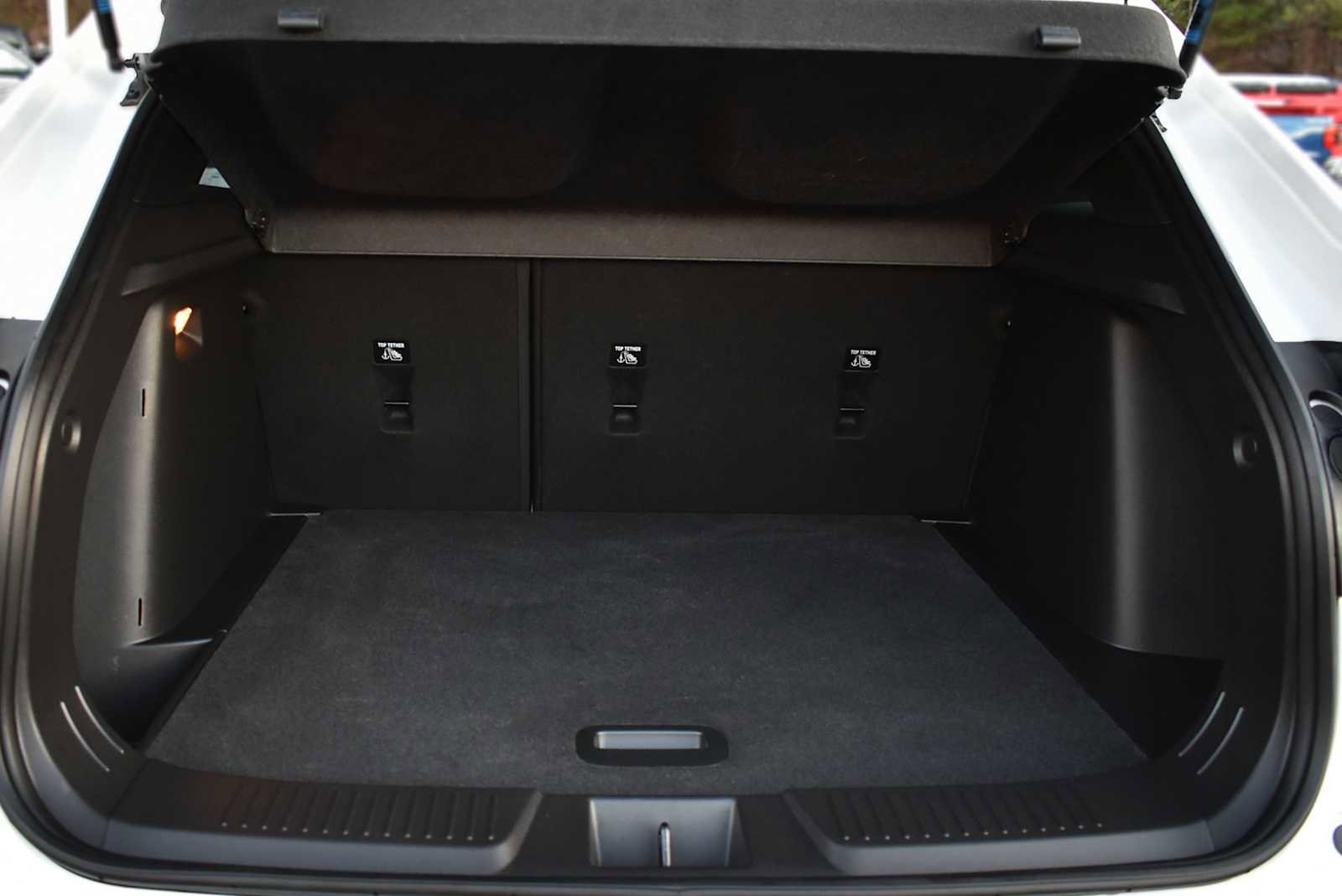 Used 2025 Chevrolet Trax RS w/ Sunroof Package image 9