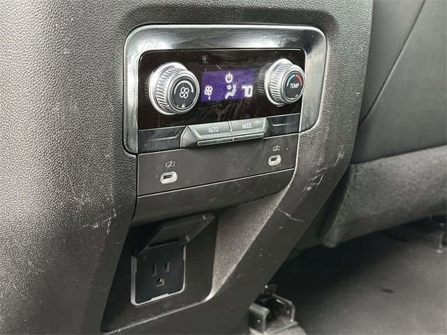 Used 2024 GMC Yukon SLT image 42