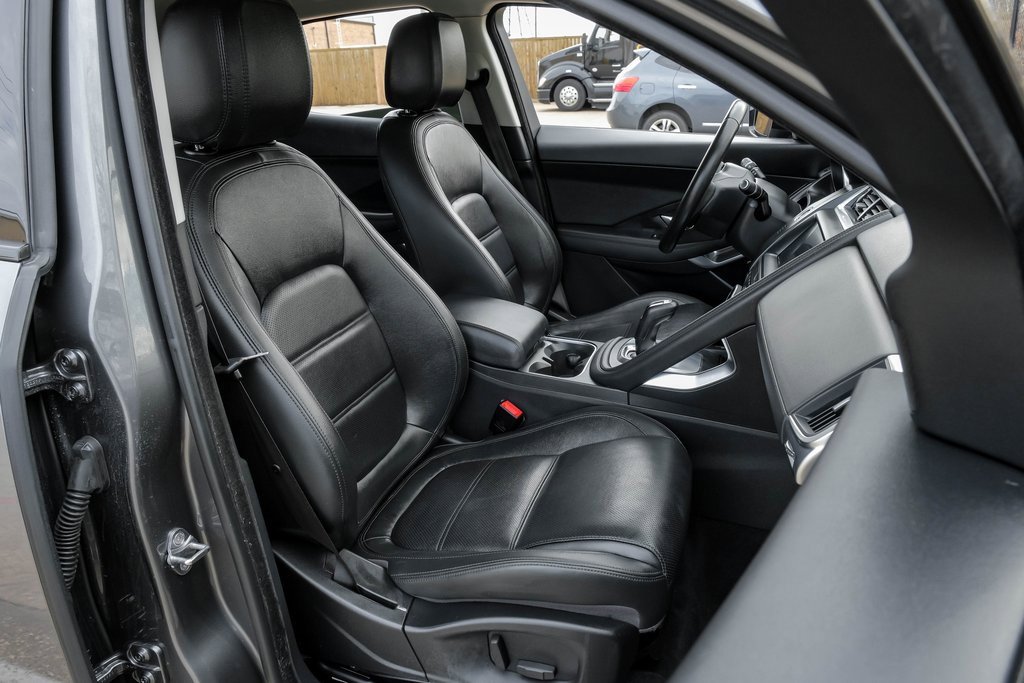 Used 2020 Jaguar E-PACE image 46