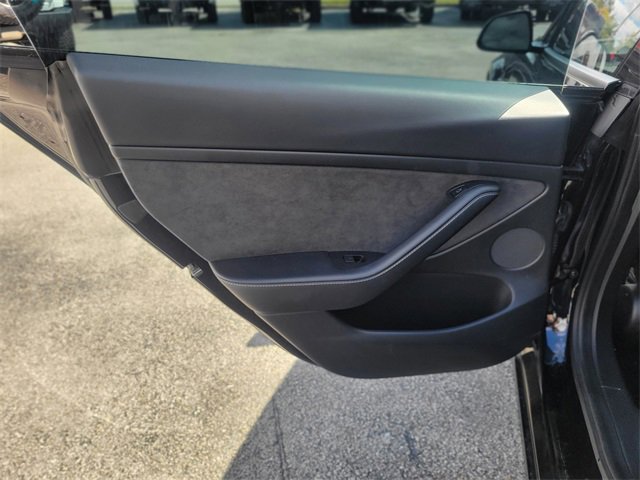 Used 2021 Tesla Model 3 Performance image 13