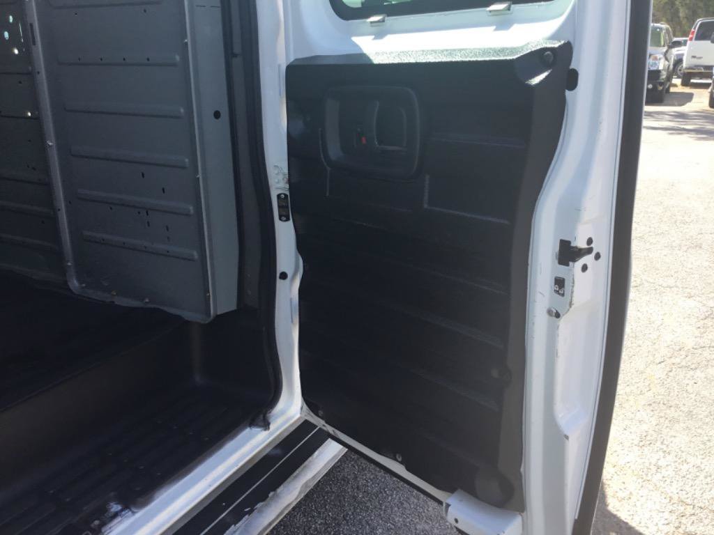 Used 2014 GMC Savana 2500 RWD image 35