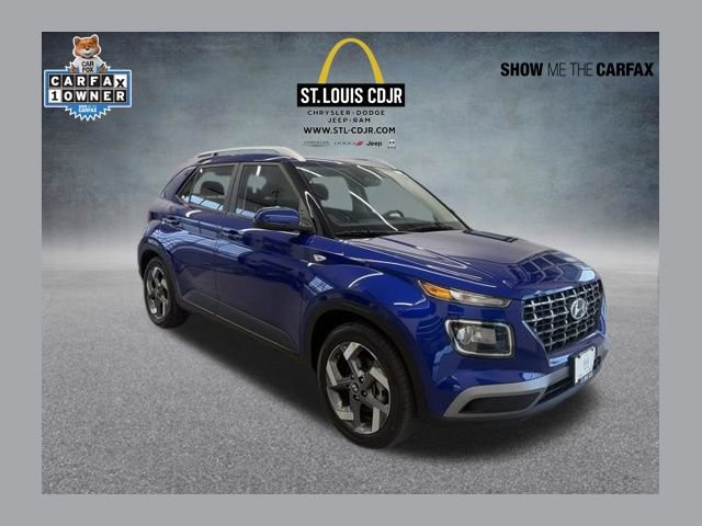 Used 2025 Hyundai Venue SEL image 1
