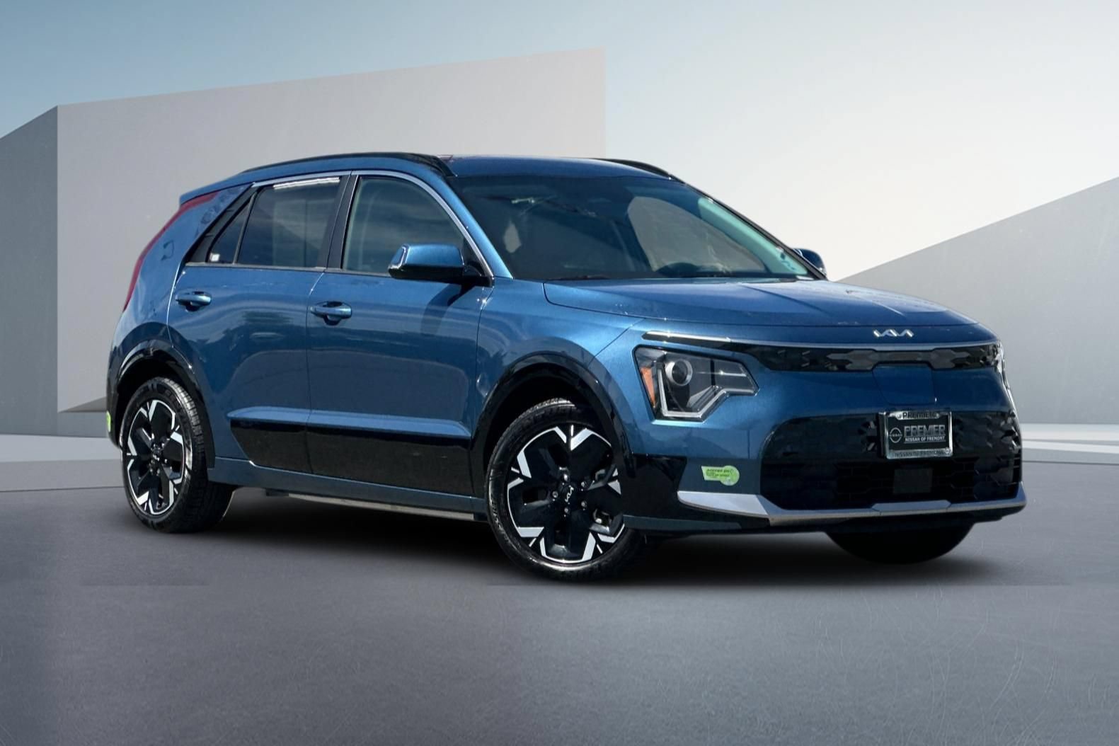 Used 2023 Kia Niro Wind FWD video 2
