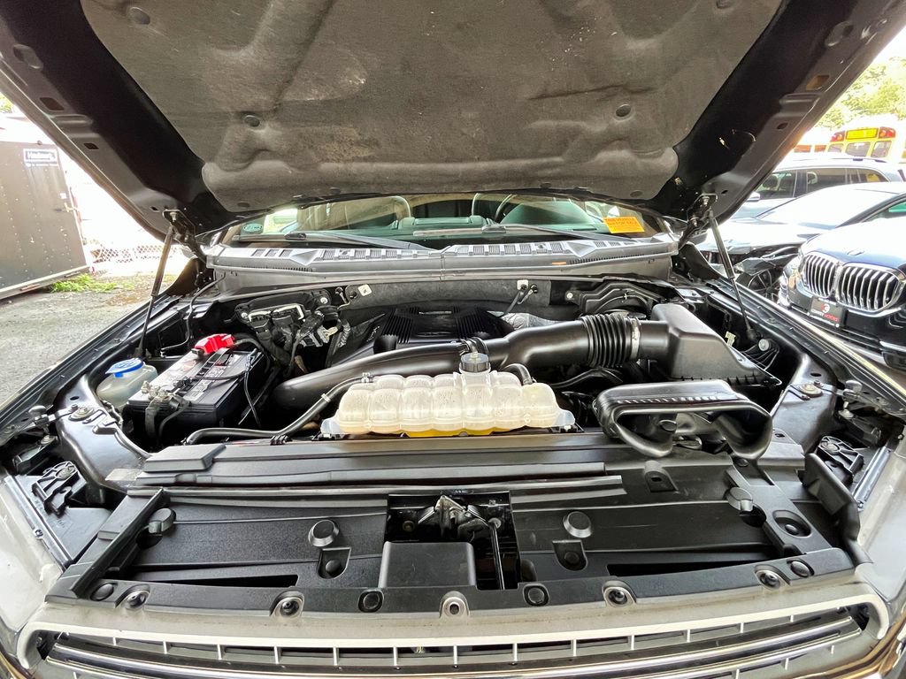 Used 2018 Ford F150 Lariat w/ Equipment Group 502A Luxury AWD/4WD image 58