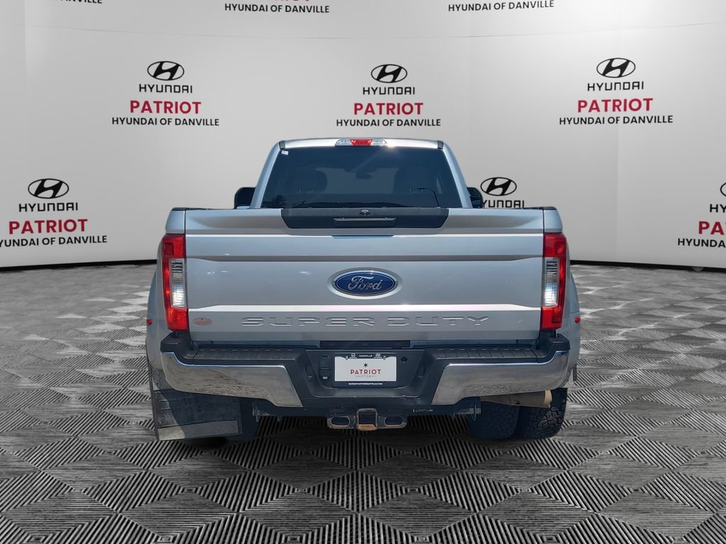 Used 2019 Ford F350 XLT AWD/4WD image 4