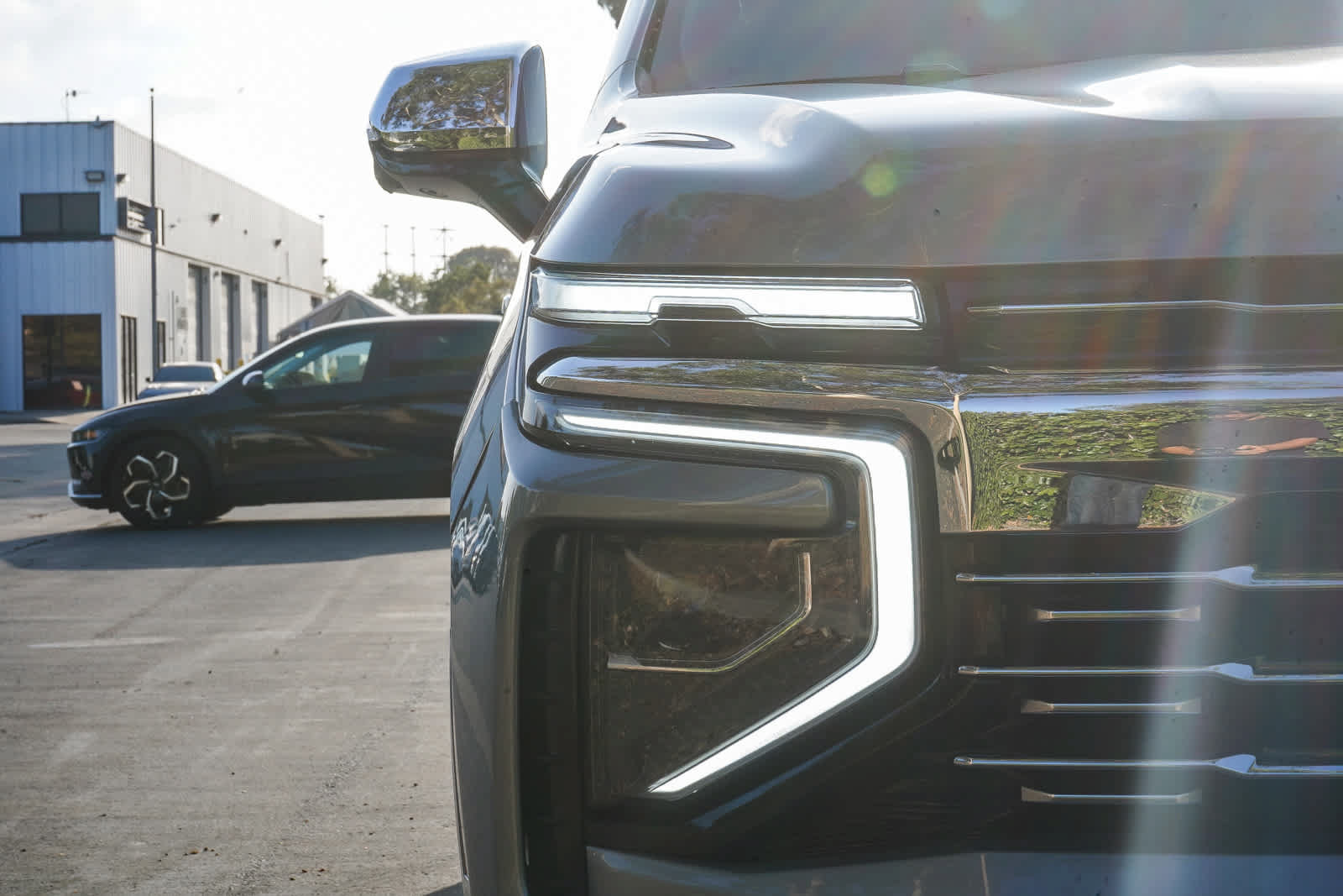 Used 2025 Chevrolet Suburban Premier AWD/4WD image 10
