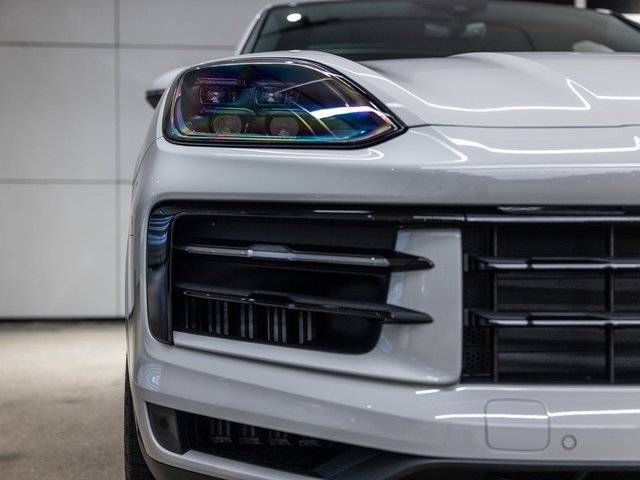 New 2026 Porsche Cayenne Coupe image 6