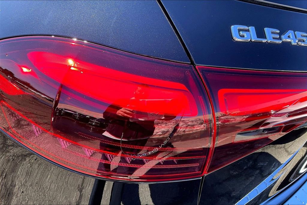 Certified 2025 Mercedes-Benz GLE 450 4MATIC image 24