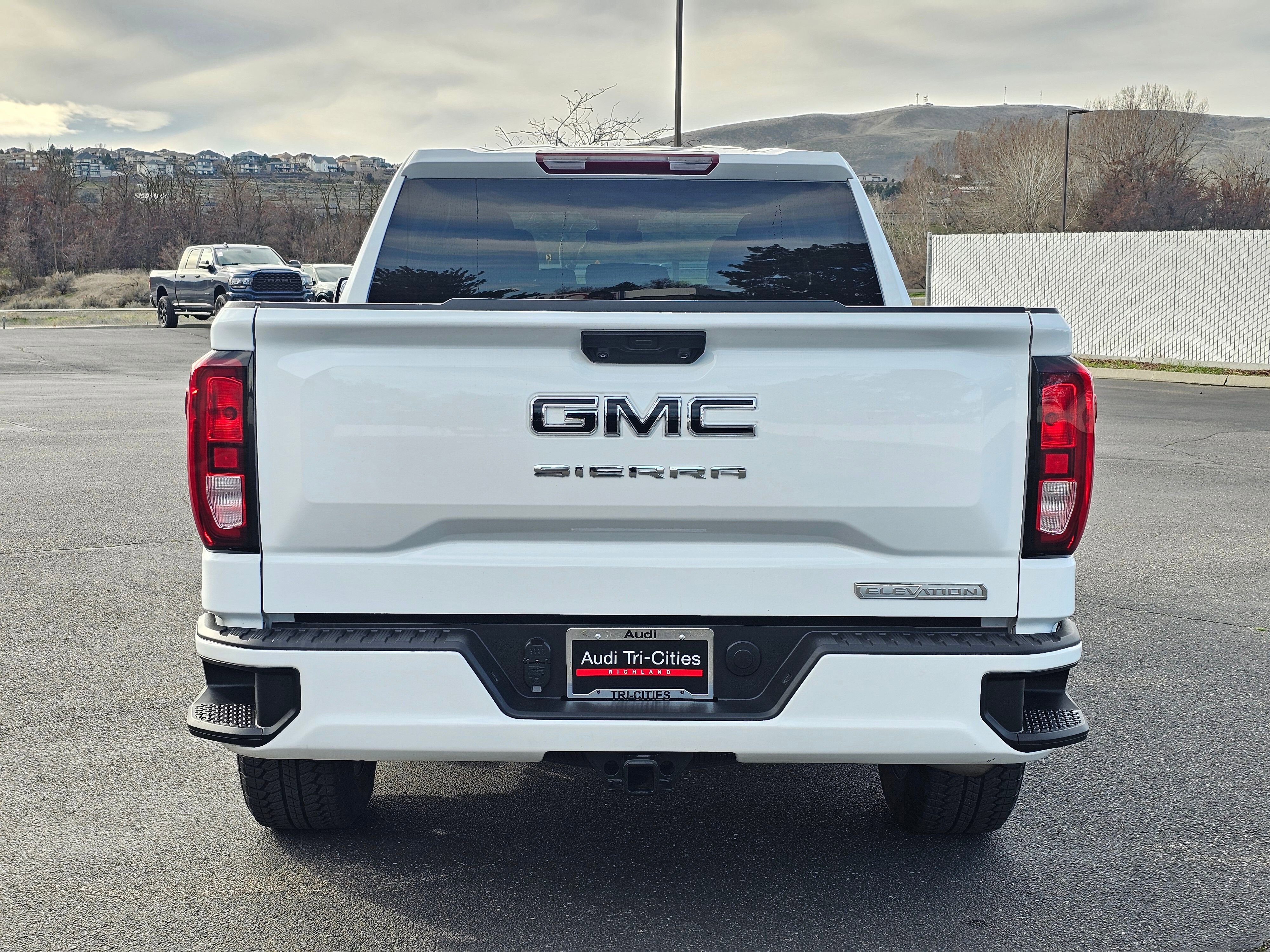 Used 2024 GMC Sierra 1500 Elevation w/ LPO, Elevation Black Package image 36