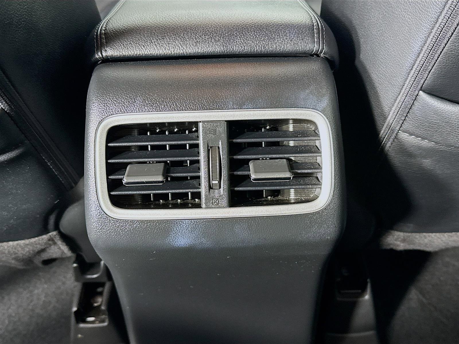 Used 2016 Honda CR-V Touring image 25