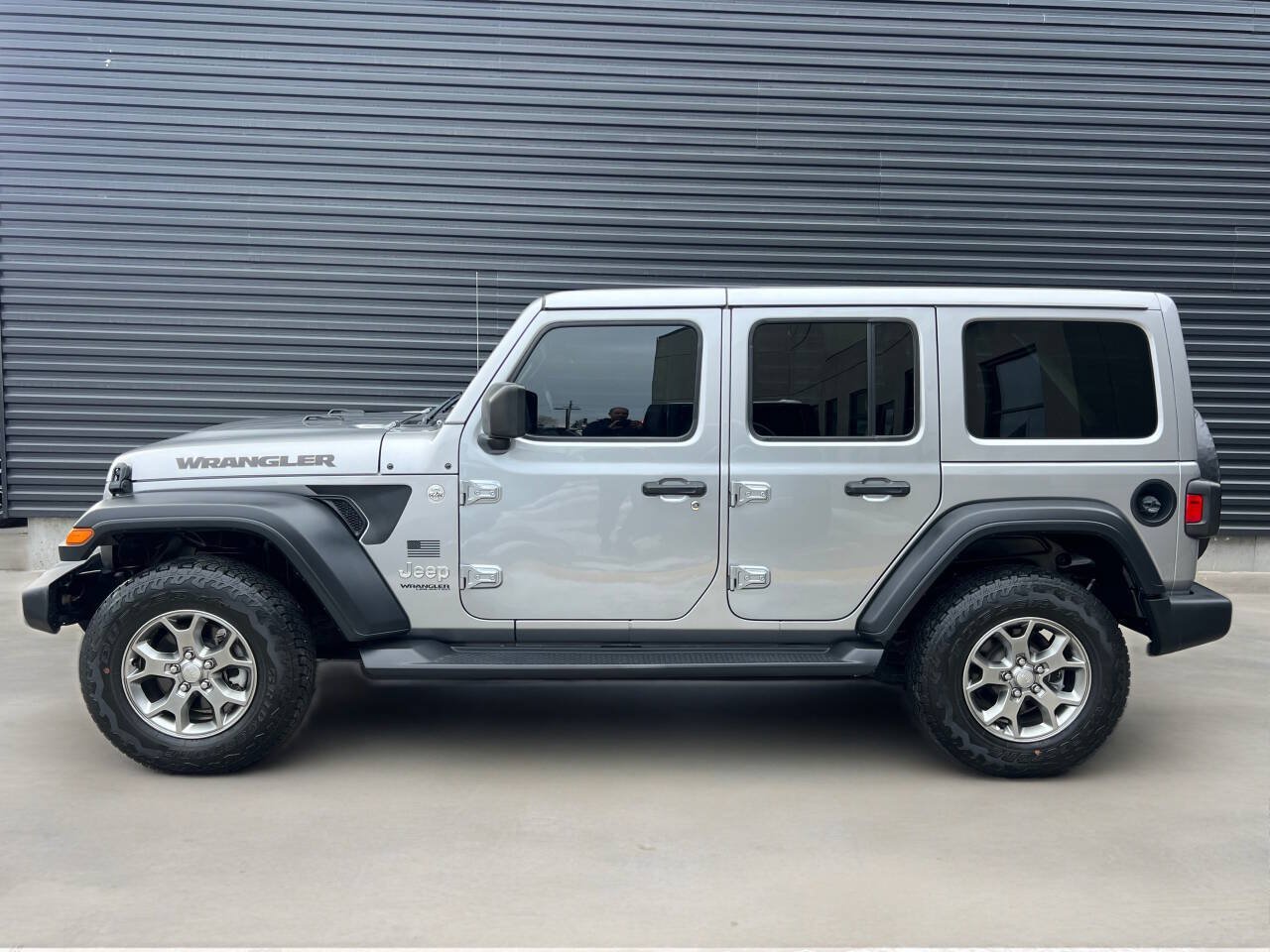 Used 2020 Jeep Wrangler Unlimited Sport AWD/4WD image 9
