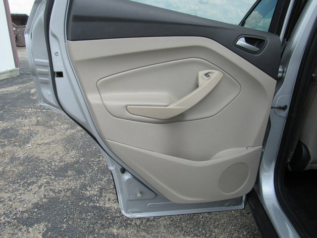 Used 2018 Ford Escape SE w/ Ford Safe & Smart Package FWD image 19
