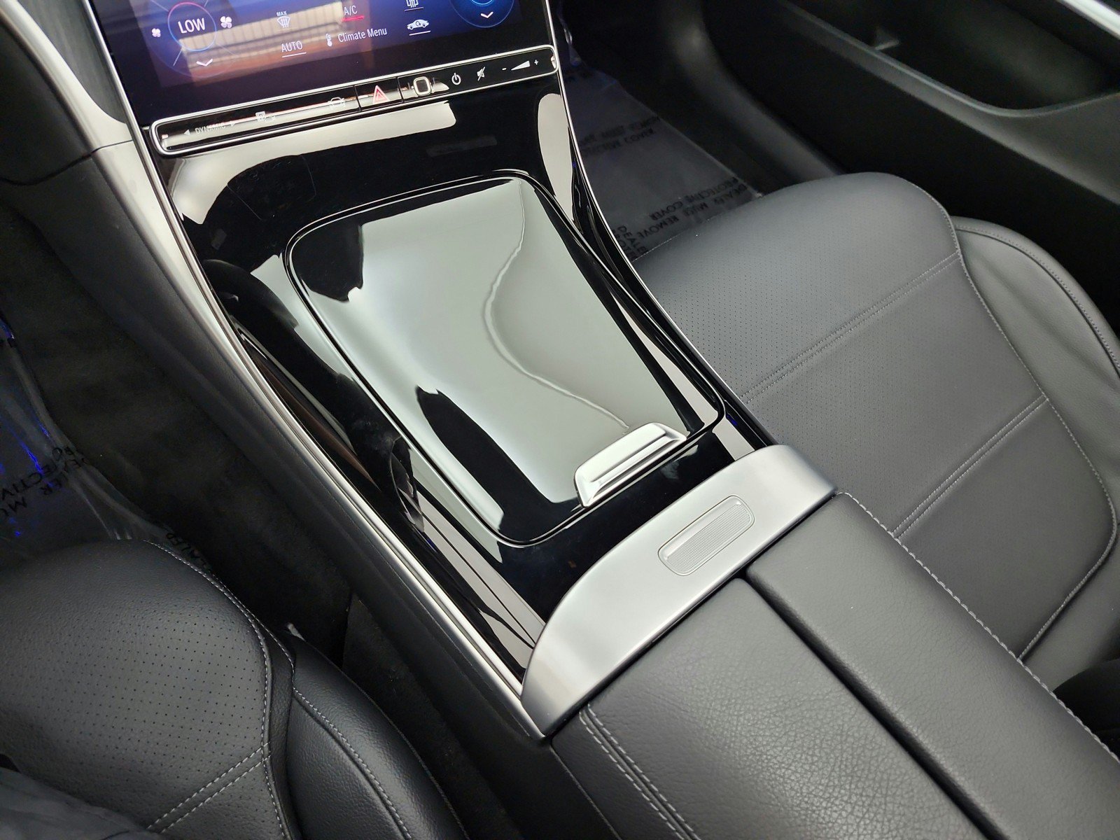 Certified 2024 Mercedes-Benz C 300 Sedan image 13