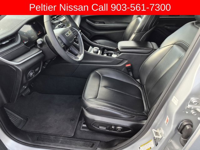 Used 2023 Jeep Grand Cherokee Limited RWD image 19
